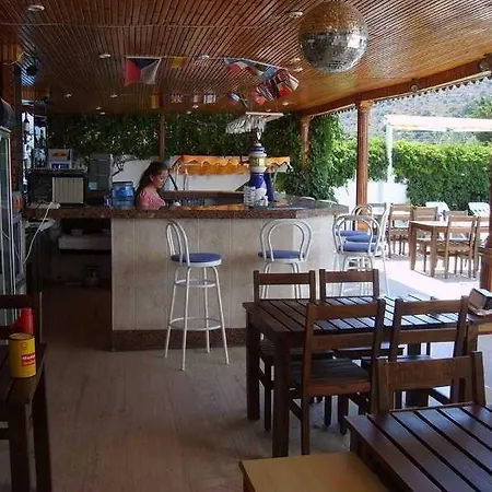 Tuemay Hotel